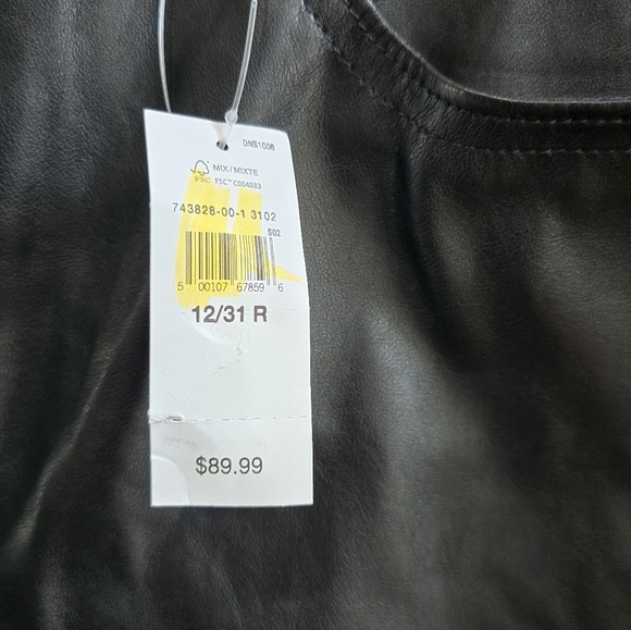 Gap black high rise vintage slim faux leather pants size 12/31R - Picture 3 of 5